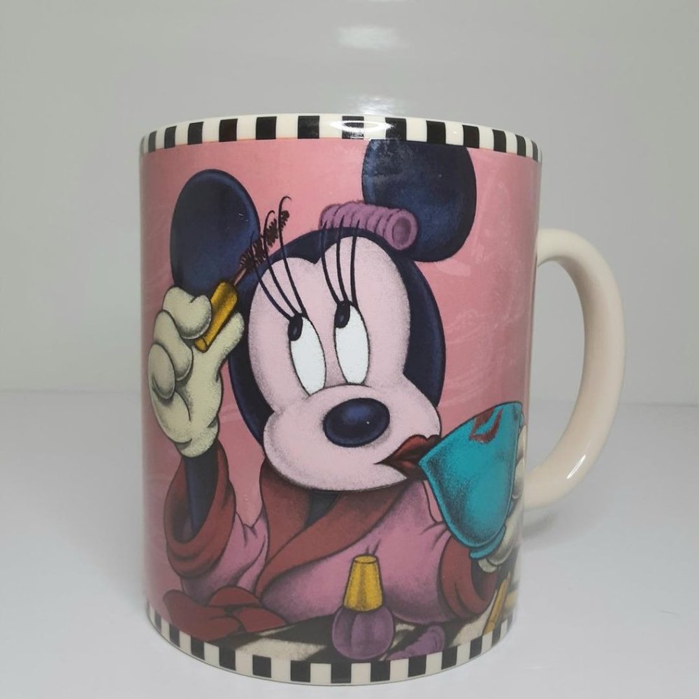 Walt Disney World Oversized Minnie Mouse Mug - "Nobody ever said..."
